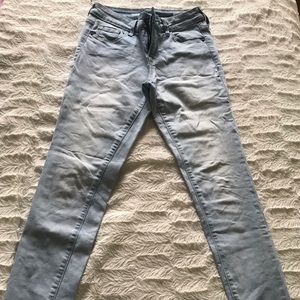 Mid-rise jeans